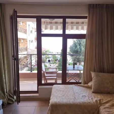 Apartment Rich 3