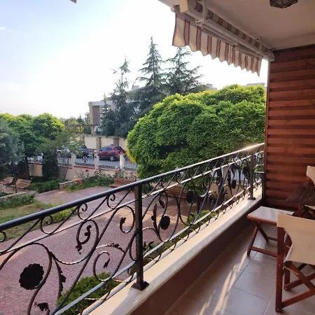 Rich 3 Apartment *